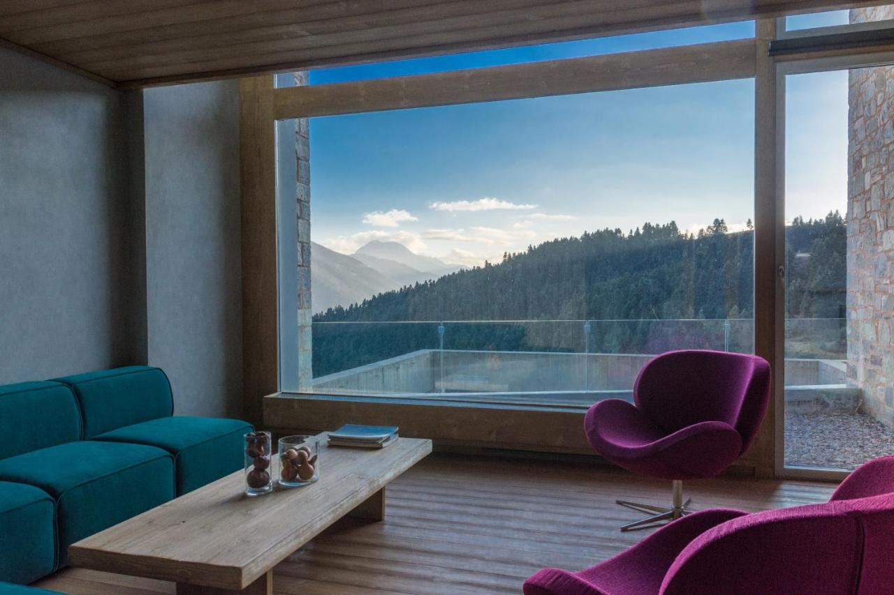 Escapade Luxury Residences Karpenisi Exterior photo